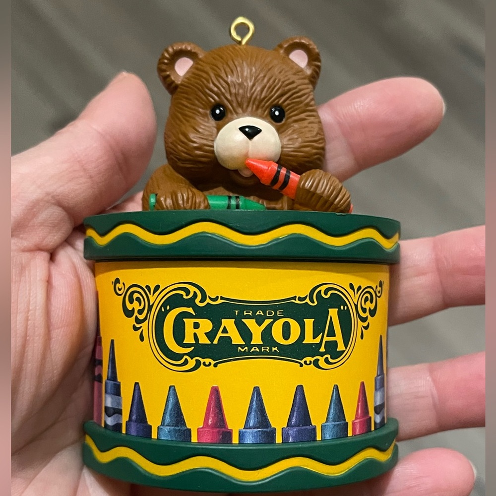 Crayon decoration
